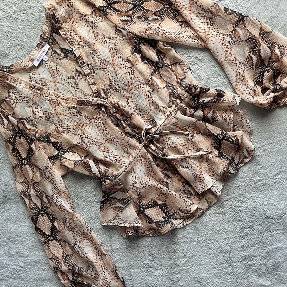 Olivaceous Tops - Olivaceous Snake Python Reptile Print Lightweight Semi-Sheer Tie Peasant Top